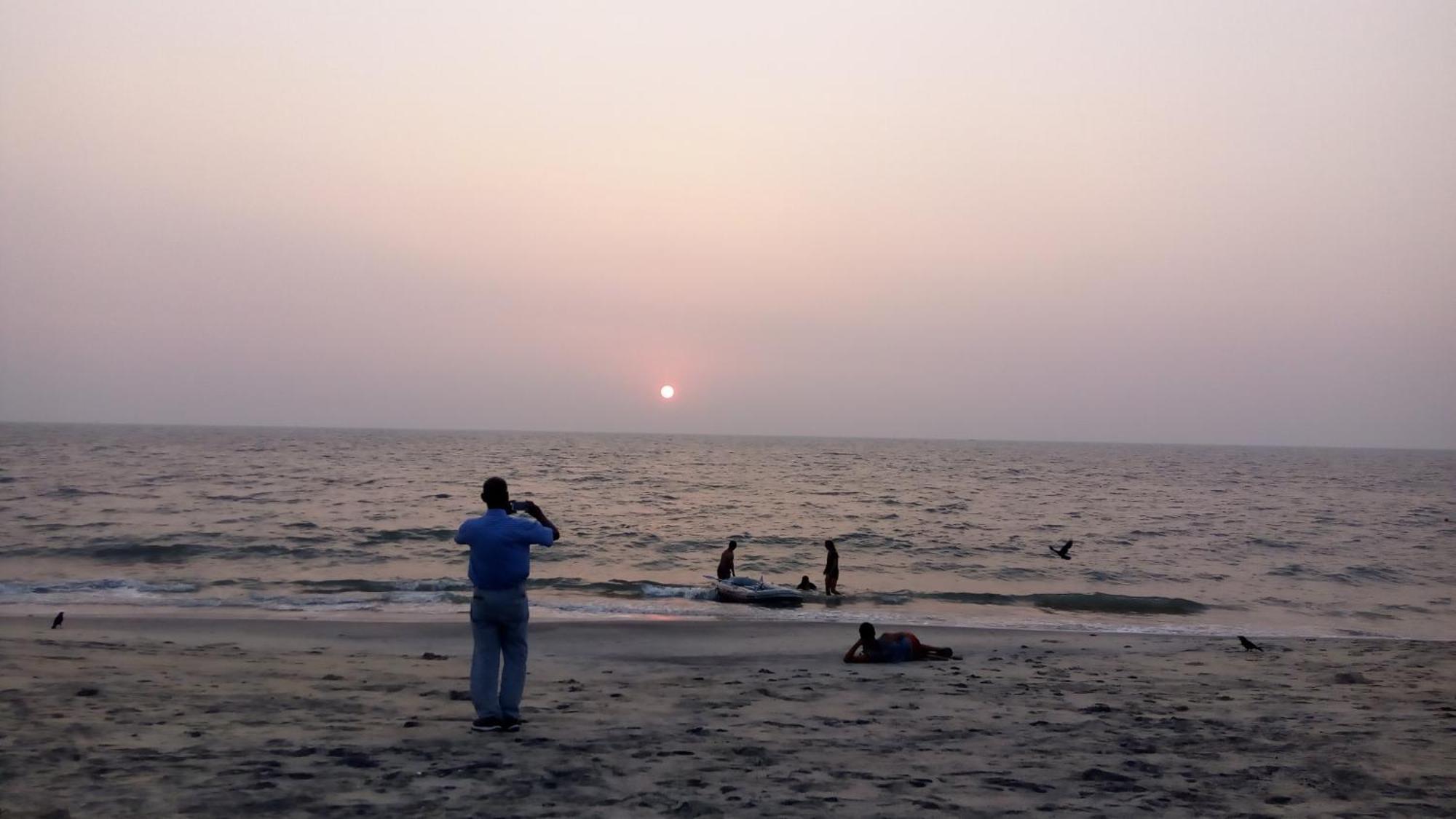 Sea Breeze Beach Home Alappuzha ภายนอก รูปภาพ